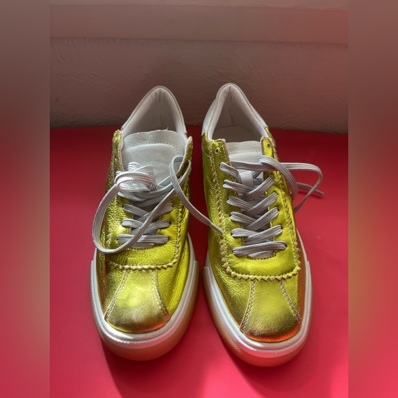 NWOT Smidt Gold Sneakers - Picture 2 of 8
